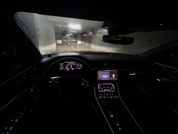 2020 Audi RS 7 II (4K), красный, 13490000 рублей - вид 16