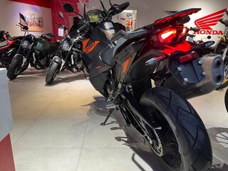 2022 KTM 1290 Super Adventure S, чёрный, 1750000 рублей, вид 3