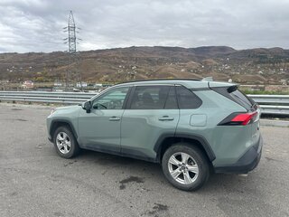 2019 Toyota RAV4 V (XA50), серый, 2790000 рублей, вид 4