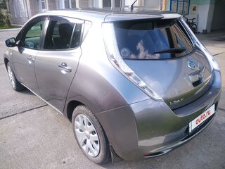 2016 Nissan Leaf 30kWh I (ZE0/AZE0), серебристый, 850000 рублей, вид 5