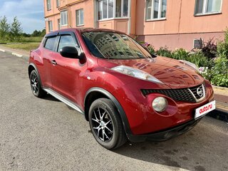 2013 Nissan Juke I, красный, 1200000 рублей, вид 3
