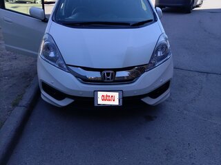 2014 Honda Fit Shuttle I Рестайлинг, белый, 1100000 рублей, вид 1