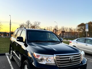2012 Toyota Land Cruiser 200 Series Рестайлинг 1, чёрный, 3000000 рублей, вид 2