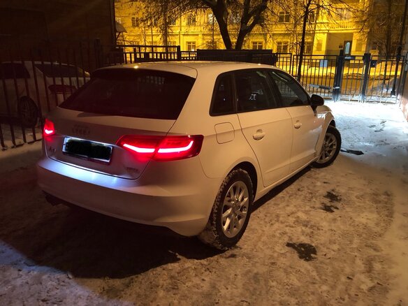 2013 Audi A3 III (8V), белый - вид 1