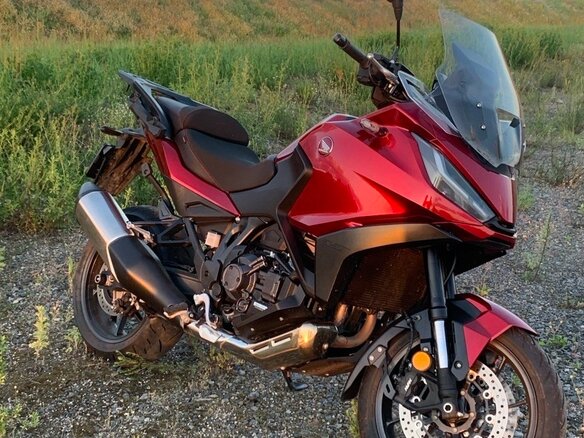 2024 Honda NT1100, красный, 1599000 рублей - вид 26
