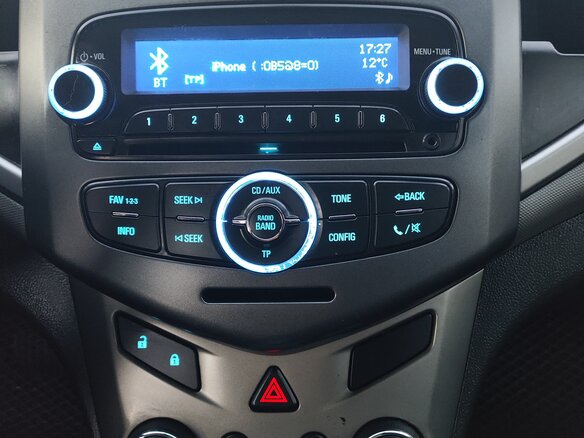 2013 Chevrolet Aveo II, серый, 700000 рублей - вид 16