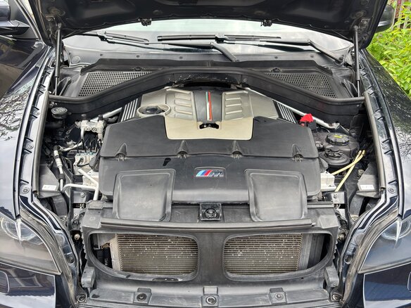 2010 BMW X5 M I (E70), синий, 1900000 рублей - вид 27
