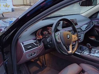 2019 BMW 7 серии Long 730Ld xDrive VI (G11/G12) Рестайлинг, чёрный, 7900000 рублей, вид 5