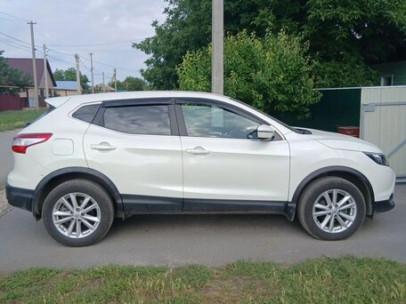 2016 Nissan Qashqai II, белый, 1310000 рублей, вид 2