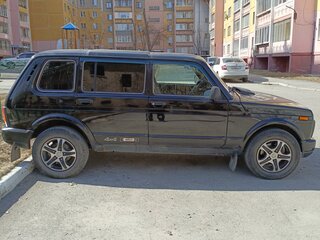 2017 Lada (ВАЗ) 2131 (4x4) Urban I, чёрный, 700000 рублей, вид 4