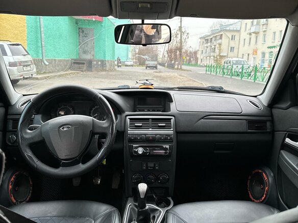 2015 Lada (ВАЗ) Priora I Рестайлинг, чёрный, 500000 рублей - вид 12