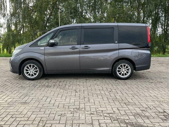 2019 Honda Stepwgn V Рестайлинг, серый, 2250000 рублей - вид 7