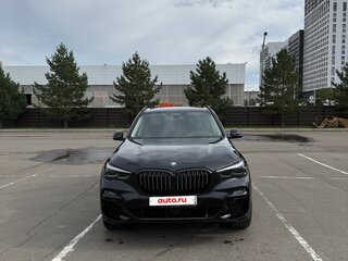 2019 BMW X5 30d IV (G05/G18), чёрный, 6100000 рублей, вид 2