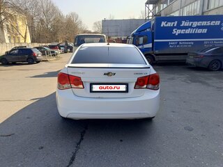 2010 Chevrolet Cruze I, белый, 755000 рублей, вид 4