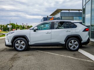 2021 Toyota RAV4 V (XA50), белый, 2998000 рублей, вид 4