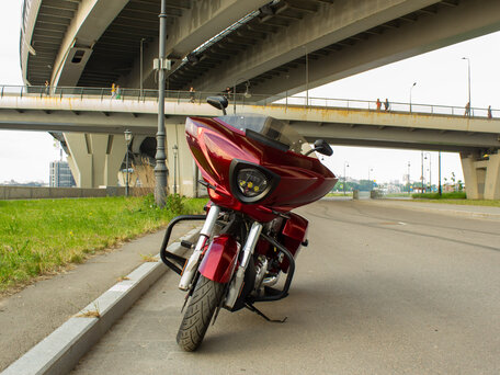 2011 Victory Cross Country, красный, 1200000 рублей, вид 3