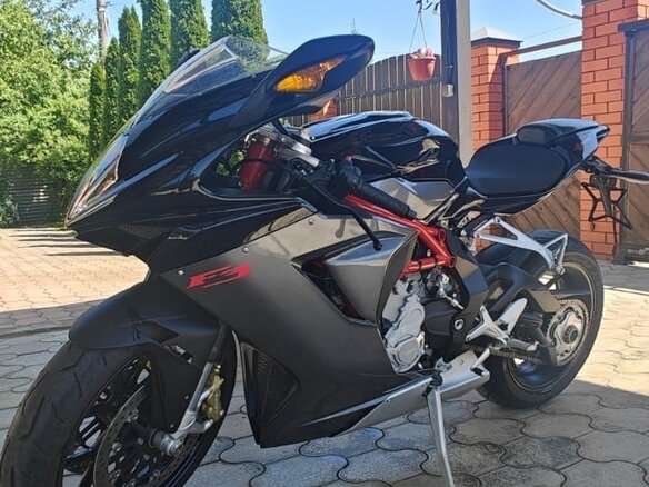 2013 MV Agusta F3 675, чёрный, 850000 рублей