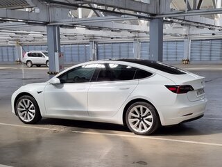 2019 Tesla Model 3 Standart Plus I, белый, 3320000 рублей, вид 3