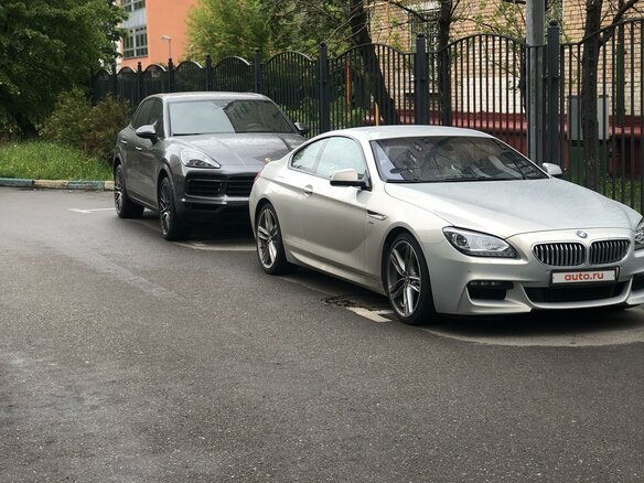 2011 BMW 6 серии 650i xDrive III (F06/F13/F12), серебристый - вид 1