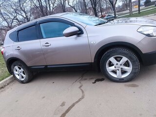 2010 Nissan Qashqai I Рестайлинг, коричневый, 1200000 рублей, вид 3