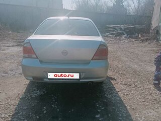 2006 Nissan Almera Classic I, серебристый, 380000 рублей, вид 2