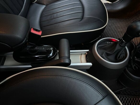 2010 Mini Countryman Cooper S I, белый, 1750000 рублей - вид 8