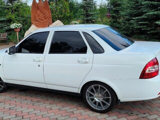 2017 Lada (ВАЗ) Priora I Рестайлинг, белый, 800000 рублей, вид 4