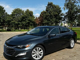 2018 Chevrolet Malibu IX Рестайлинг, серый, 1700000 рублей, вид 1