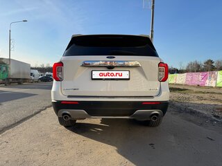 2021 Ford Explorer VI, белый, 4400000 рублей, вид 3
