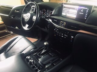 2018 Lexus LX 450d III Рестайлинг 2, серебристый, 10500000 рублей, вид 3
