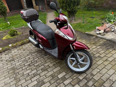 2006 Honda SH, красный, 350000 рублей, вид 1