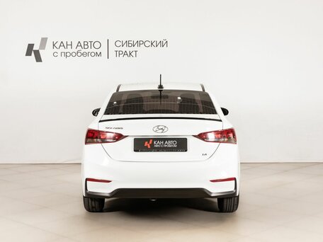 2018 Hyundai Solaris II, белый, 1150000 рублей, вид 4