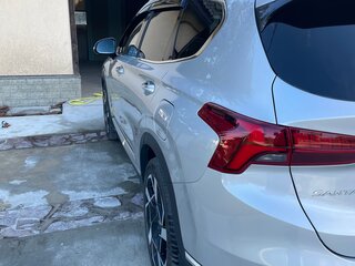 2023 Hyundai Santa Fe IV Рестайлинг, серый, 5200000 рублей, вид 3