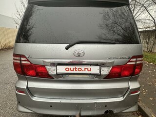 2007 Toyota Alphard I Рестайлинг, серебристый, 1778500 рублей, вид 3