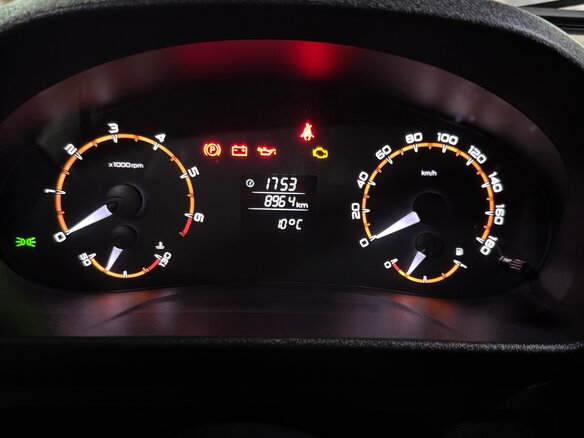 2024 Lada (ВАЗ) Niva Legend I, чёрный, 1000000 рублей - вид 10
