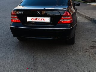 2006 Mercedes-Benz C-Класс 230 II (W203) Рестайлинг, чёрный, 750000 рублей, вид 3