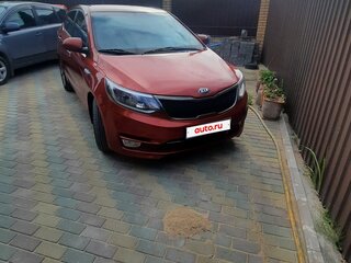 2016 Kia Rio III Рестайлинг, красный, 1000000 рублей, вид 2