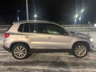 2013 Volkswagen Tiguan I Рестайлинг, серебристый, 1850000 рублей, вид 4