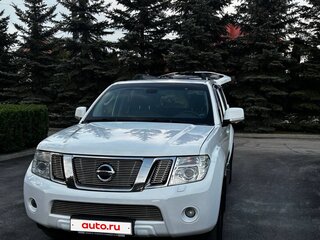 2013 Nissan Pathfinder III Рестайлинг, белый, 1999000 рублей, вид 1
