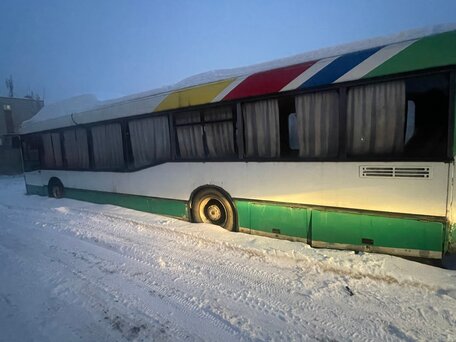 1995 Mercedes-Benz O 405, зелёный, 250000 рублей, вид 3