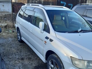 1997 Mitsubishi Chariot III, белый, 460000 рублей, вид 4