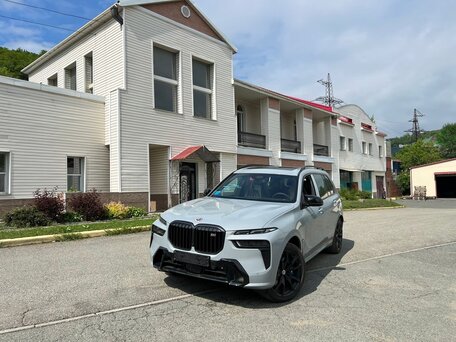 BMW X7 I (G07) Рестайлинг
