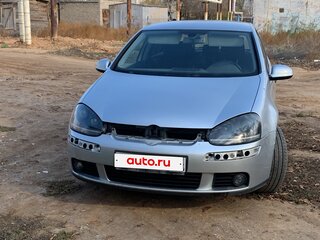 2004 Volkswagen Golf V, серебристый, 650000 рублей, вид 5