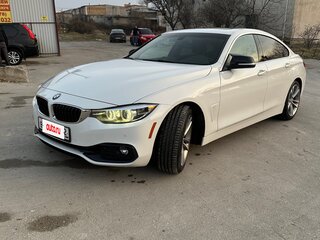 2018 BMW 4 серии Gran Coupe 430i F32/F33/F36 Рестайлинг, белый, 2900000 рублей, вид 1