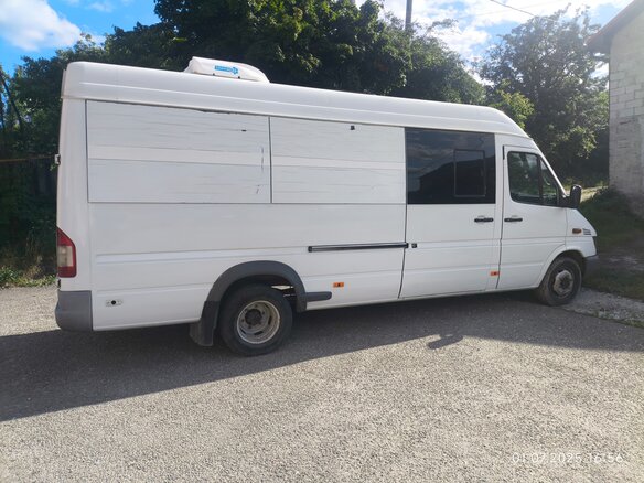 2013 Mercedes-Benz Sprinter Classic, белый, 2101000 рублей - вид 2