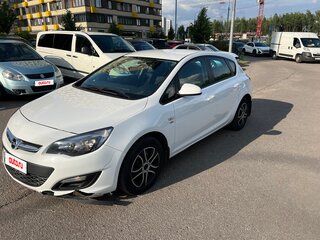 2014 Opel Astra J Рестайлинг, белый, 900000 рублей, вид 1