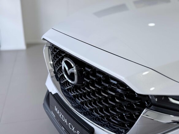 2026 Mazda CX-5 II Рестайлинг, белый - вид 4