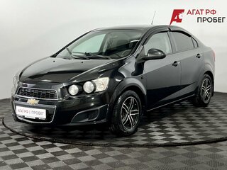 2014 Chevrolet Aveo II, чёрный, 600000 рублей, вид 1