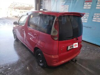 2001 Toyota FunCargo, красный, 290000 рублей, вид 5