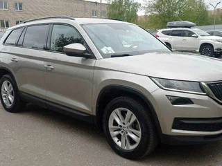 2017 Skoda Kodiaq I, бежевый, 2890000 рублей, вид 4